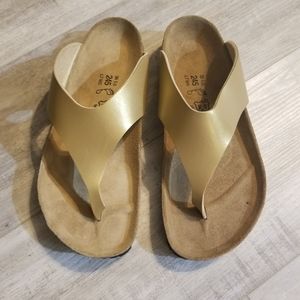 NEW Birkenstock Birki's Maui-Plateau sandal